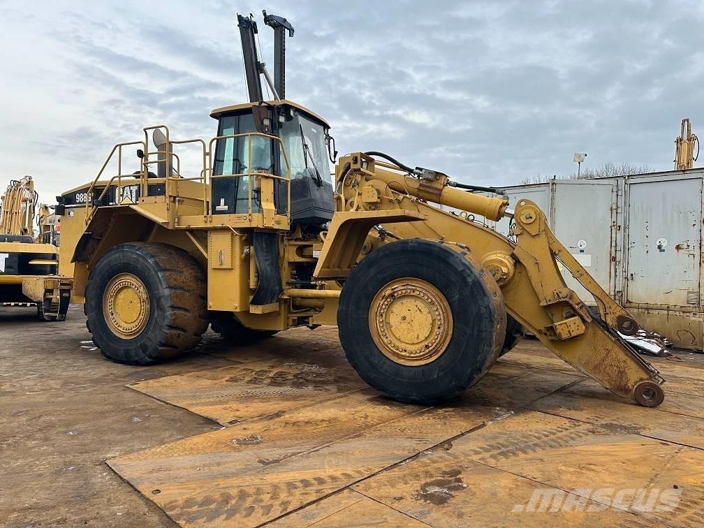CAT 988 G Колесни товарачи