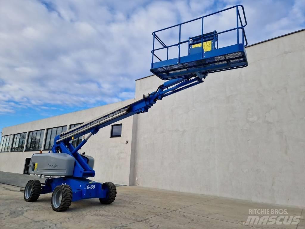 Genie S65   R319 Телескопични повдигачи

