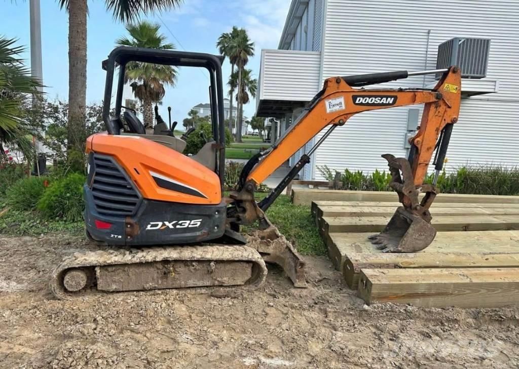 Doosan DX 35 Мини екскаватори < 7 т