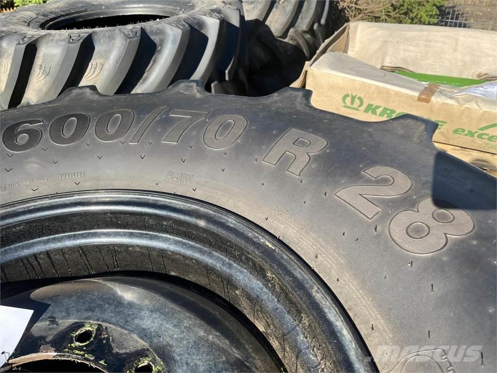 Mitas 600/70R28 Колелета/Гуми