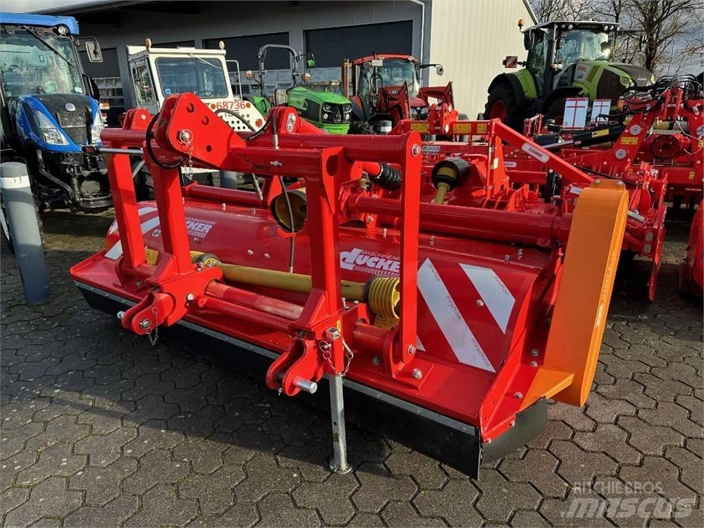 Dücker UM 27 HV G7 Друга техника за жънене на фураж