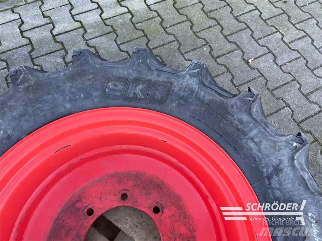 BKT 1X 320/70 R24 Колелета/Гуми