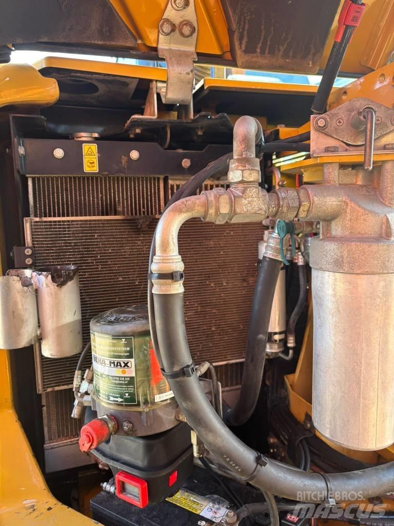 CAT 308 E 2 CR Верижен екскаватор