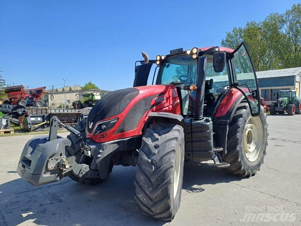 Valtra T 234 A Трактори