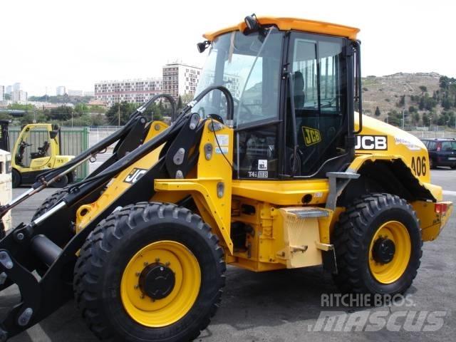 JCB 411 HT Колесни товарачи