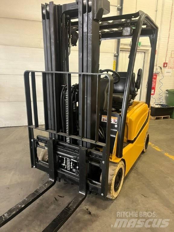 Yale ERP 16 VF Електрически вилични кари-повдигачи