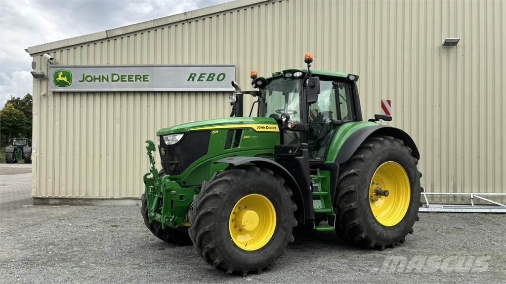 John Deere 6M240 Трактори