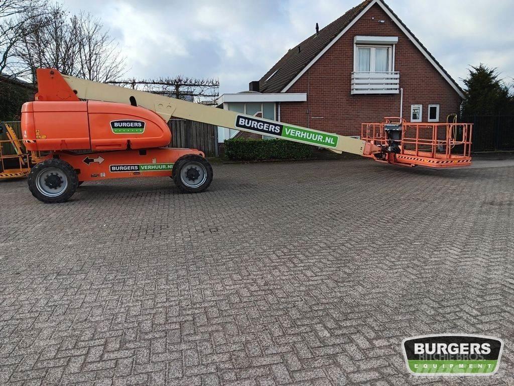 JLG 680S Телескопични повдигачи

