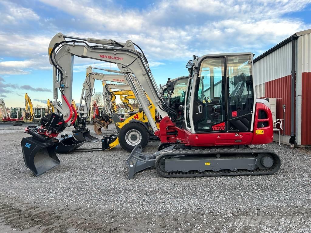 Takeuchi TB370 Средни екскаватори 7т - 12т