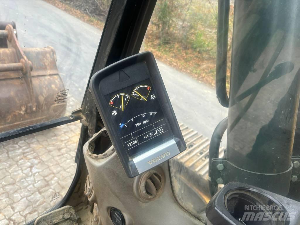 Volvo EC 220 DL Верижен екскаватор