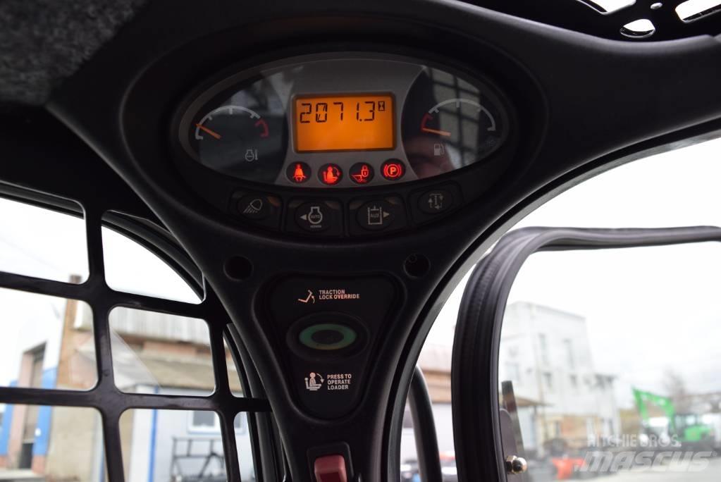 Bobcat S 530 Мини товарачи
