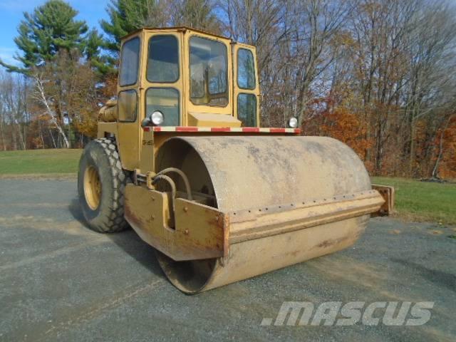 Dynapac CA 25 D Еднобарабанни ролки
