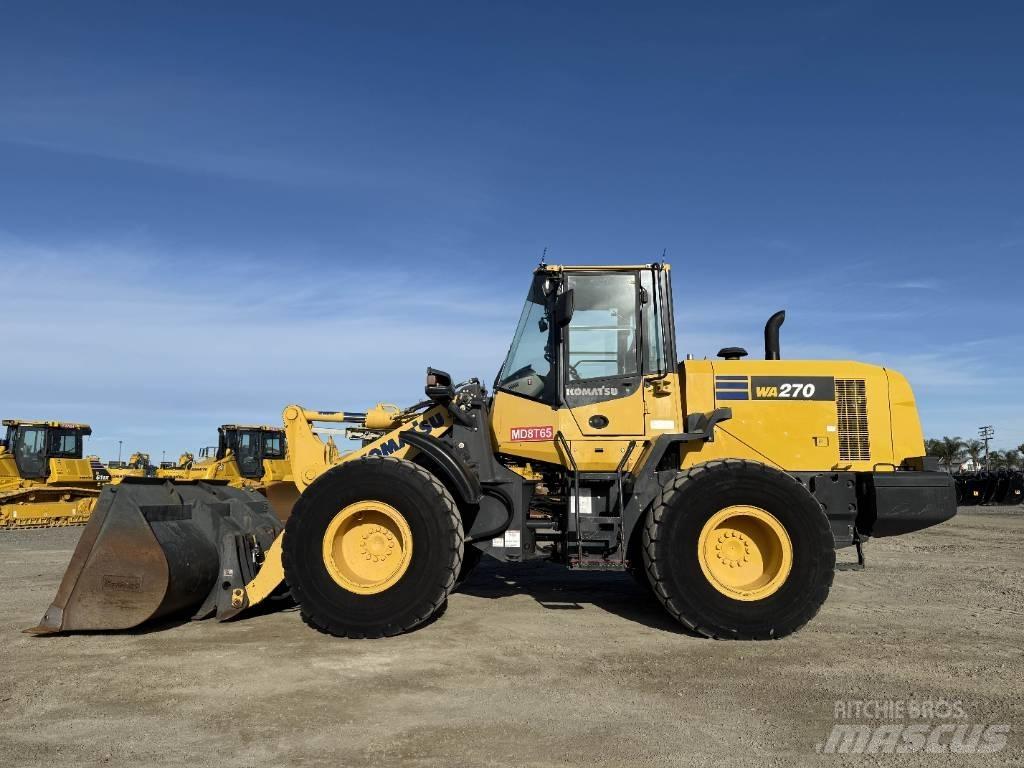 Komatsu WA 270-7 Колесни товарачи