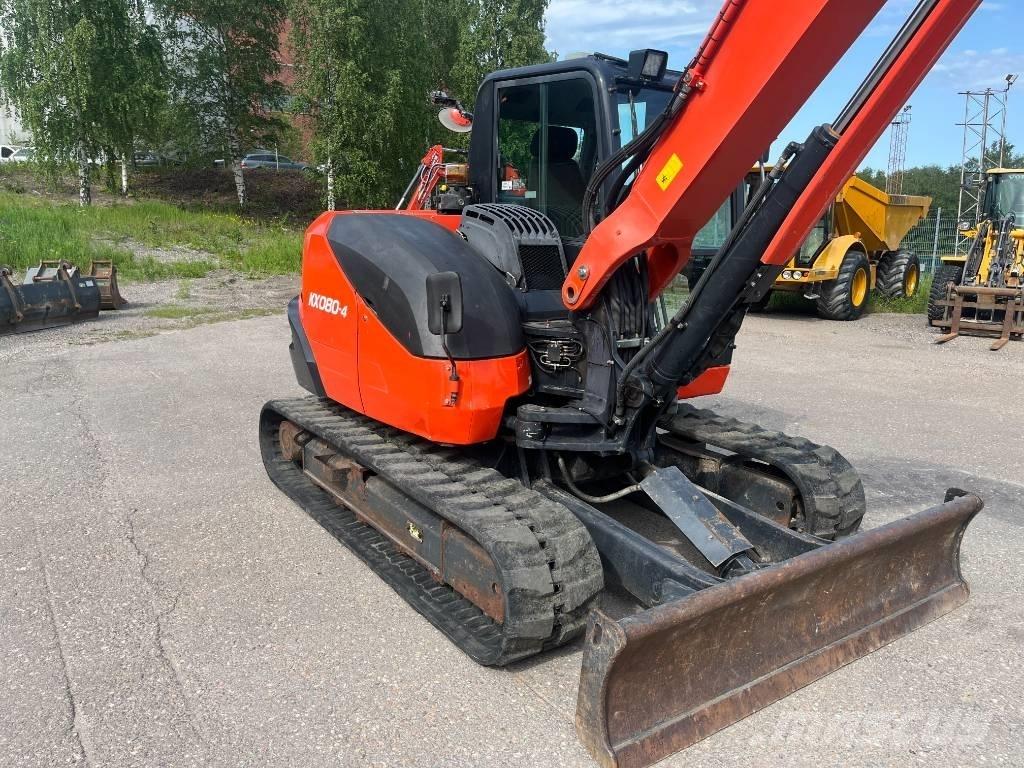 Kubota KX 080 Средни екскаватори 7т - 12т