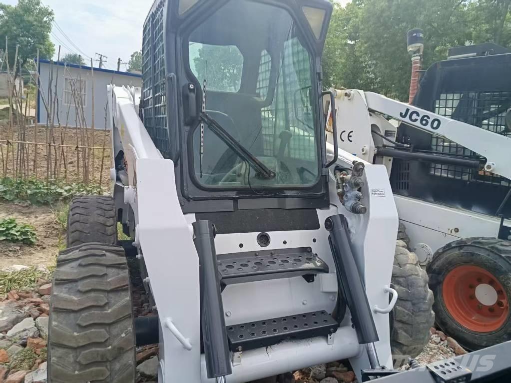 Bobcat S 220 Мини товарачи
