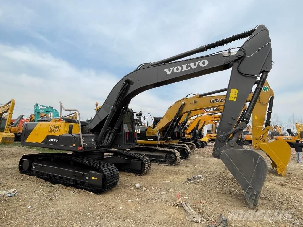 Volvo EC 240 Верижен екскаватор