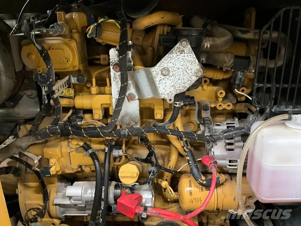 CAT 308 CR Средни екскаватори 7т - 12т