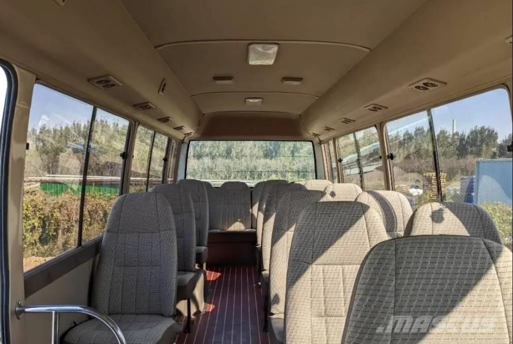 Toyota Coaster Bus Мини бусове