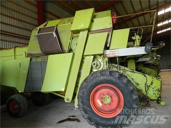 CLAAS Mercator 70 Комбайни