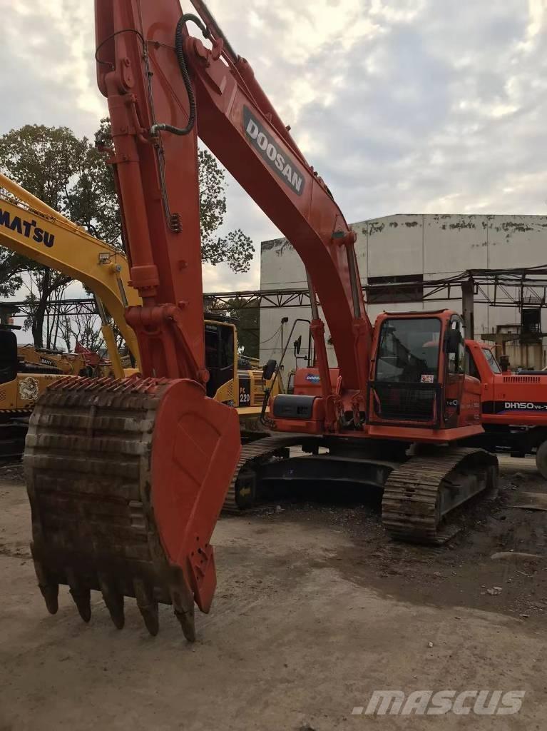 Doosan dx300 Верижен екскаватор
