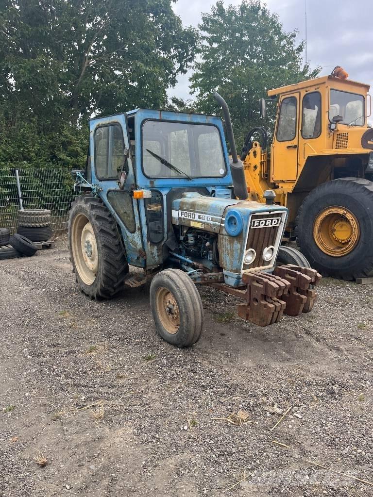 Ford 4100 Трактори