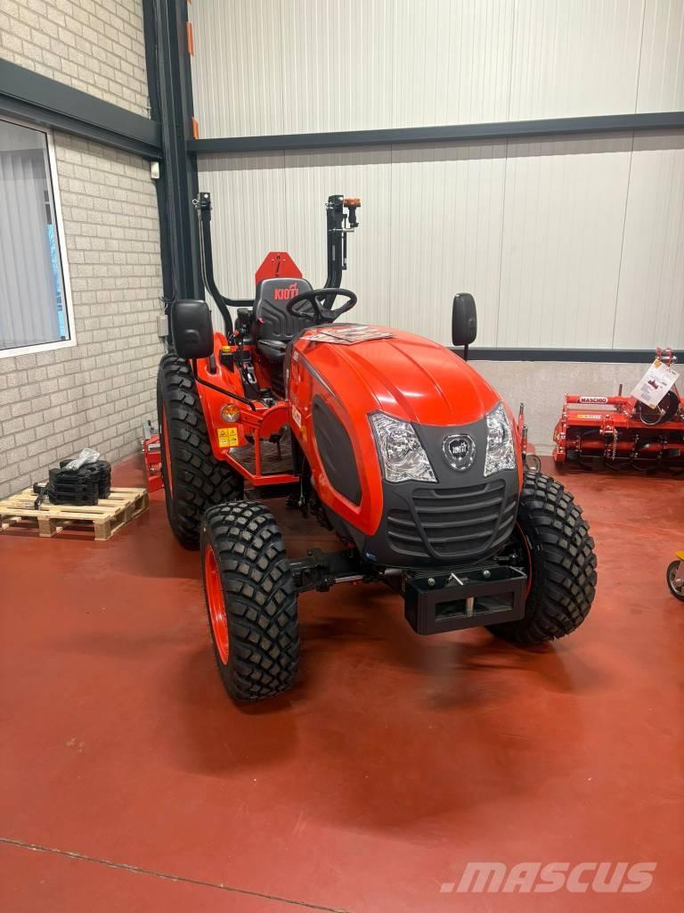 Kioti ck4030hst Трактори