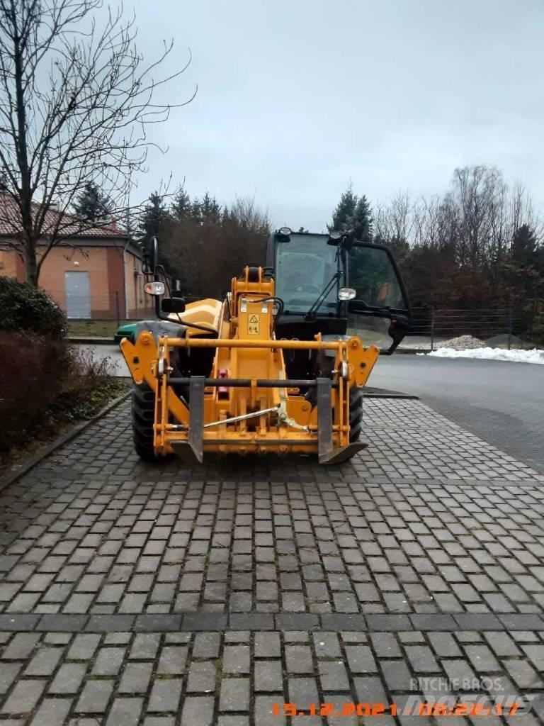 JCB 540-140 Телескопични товарачи