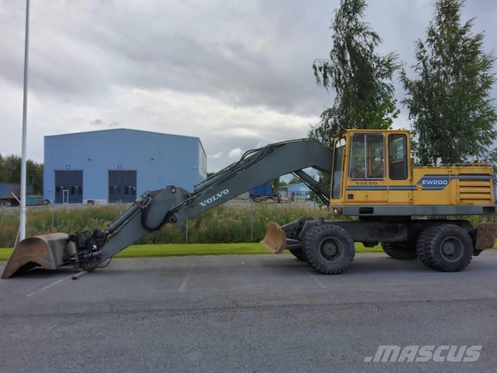 Volvo EW 200 Колесни екскаватори