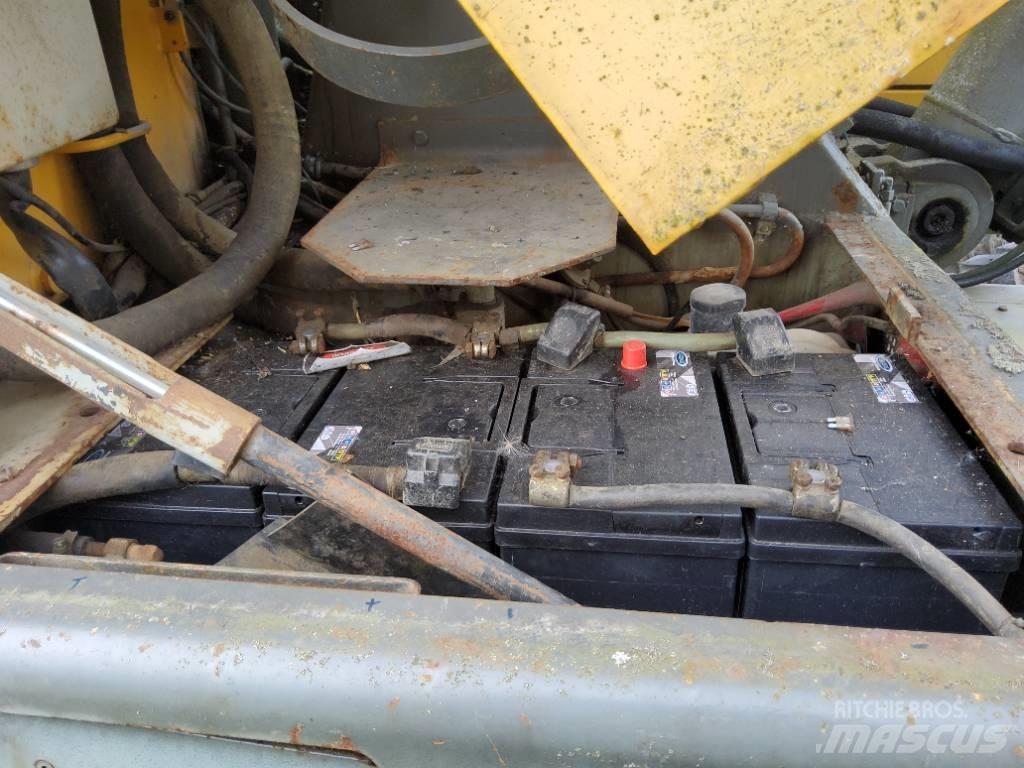 Volvo EW 200 Колесни екскаватори