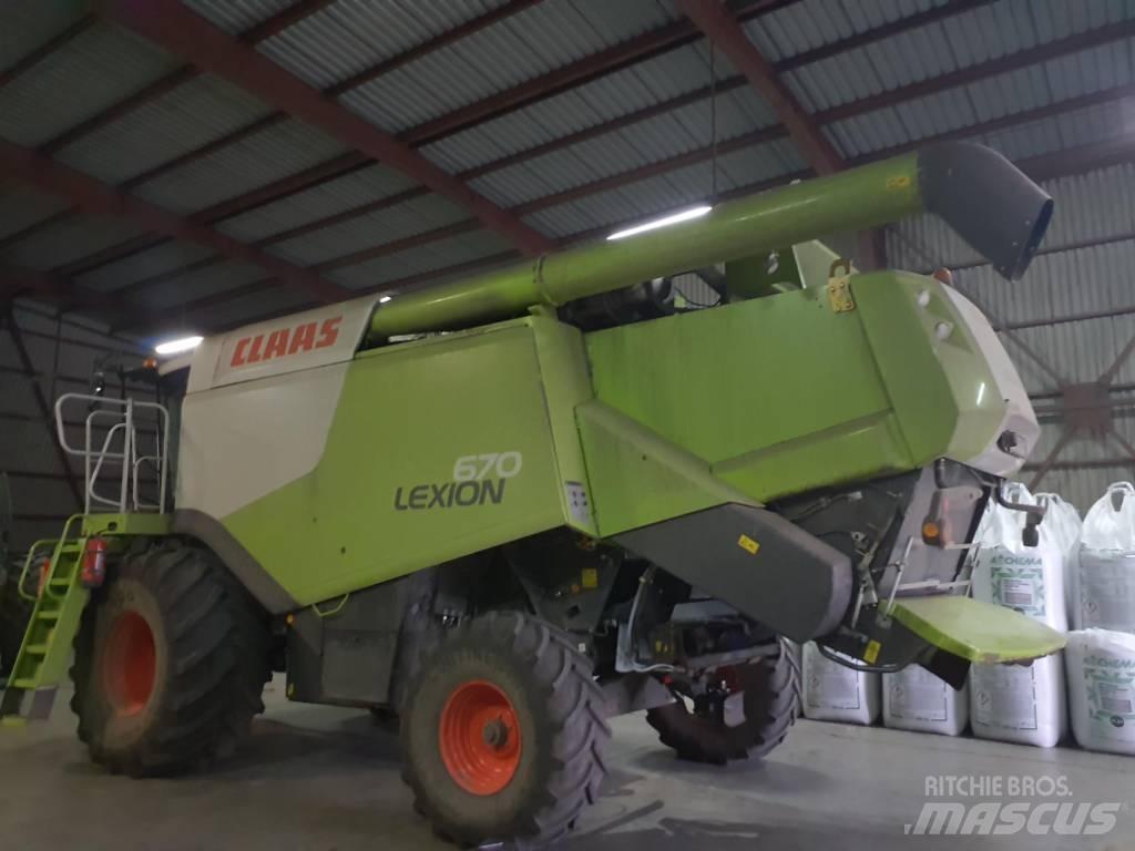 CLAAS Lexion 670 Комбайни