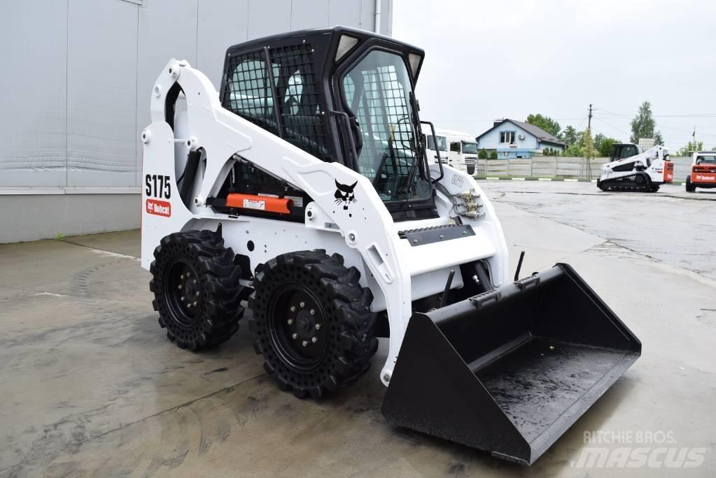 Bobcat S 175 Мини товарачи
