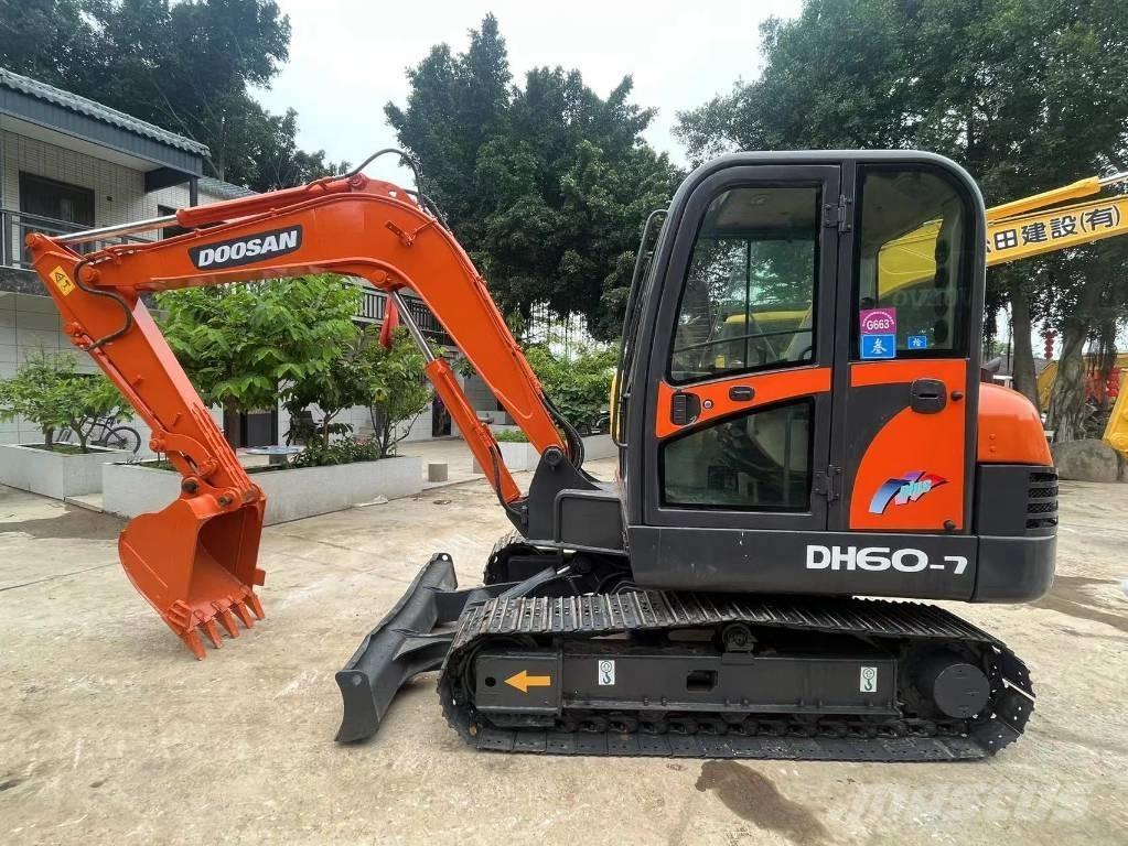 Doosan DH 60-7 Мини екскаватори < 7 т