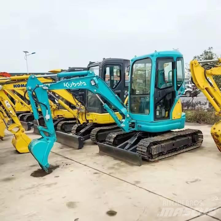 Kubota U30 Верижен екскаватор