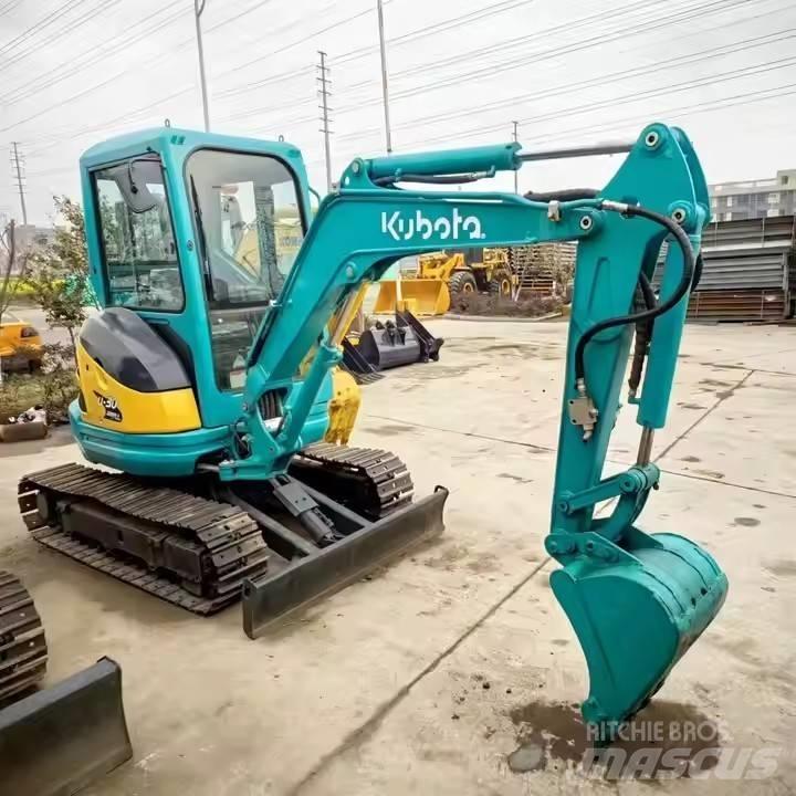 Kubota U30 Верижен екскаватор