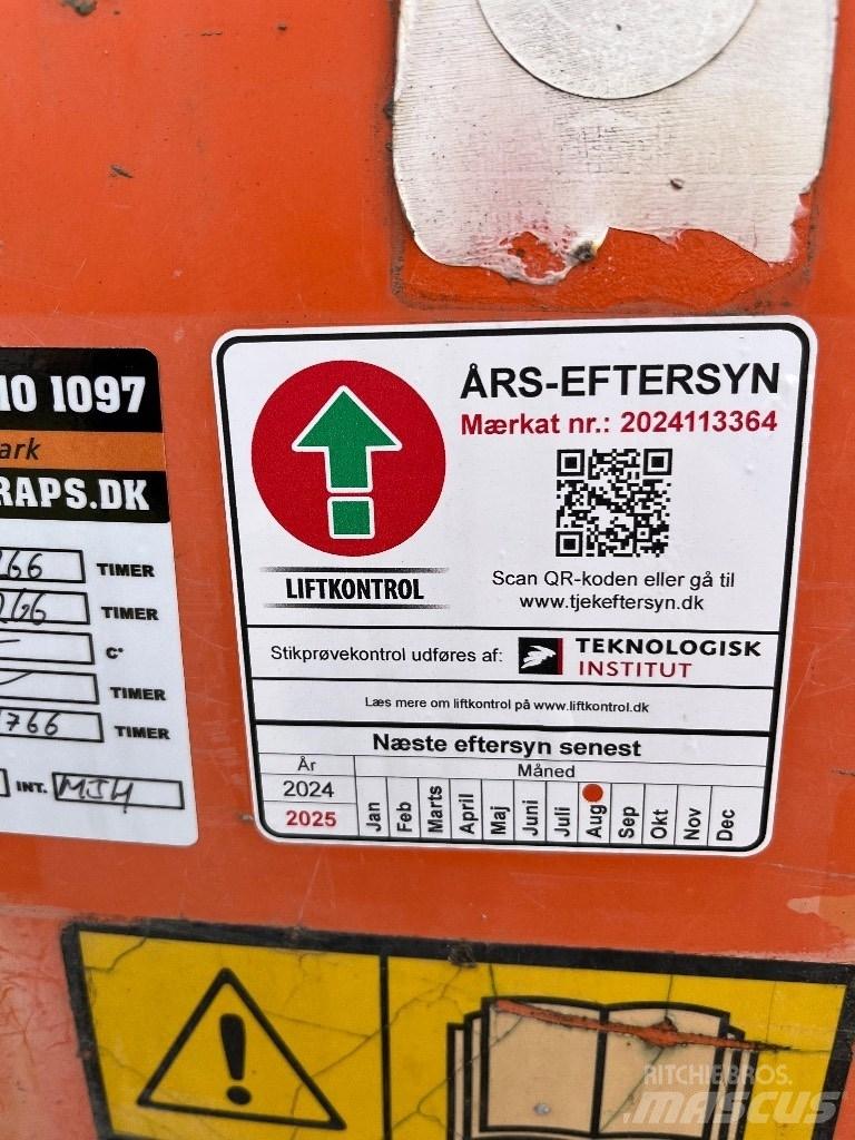 JLG 600 AJ Съчленени стрелови подемници