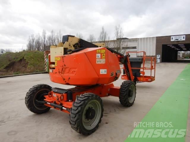 JLG 340AJ Съчленени стрелови подемници