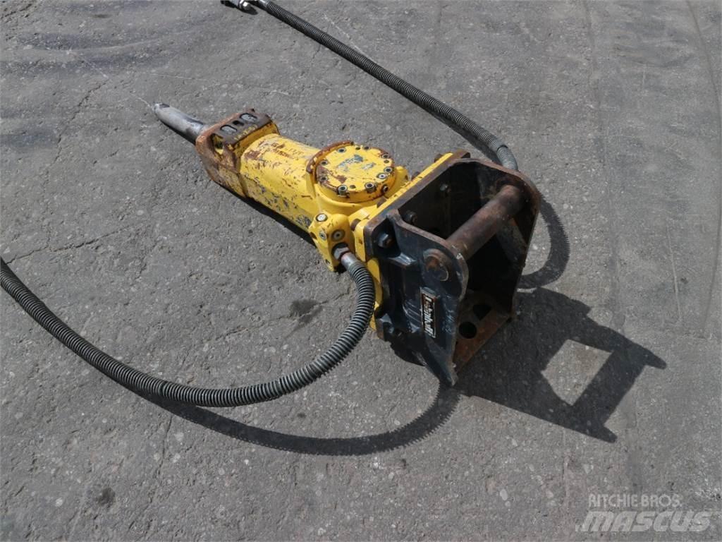 Atlas Copco SB152 Чукове/Раздробители
