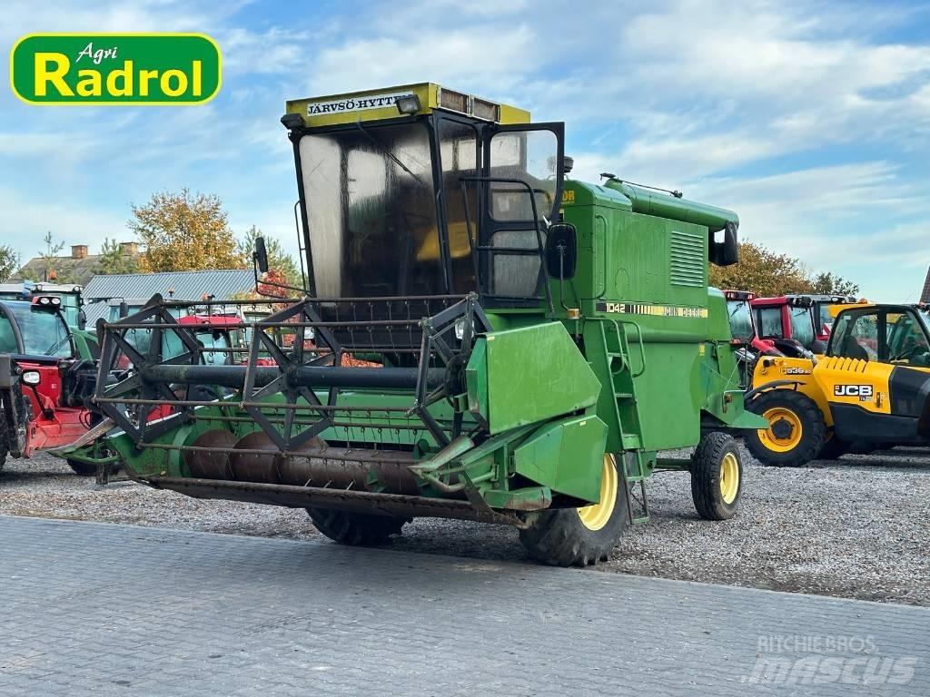John Deere 1042 Комбайни