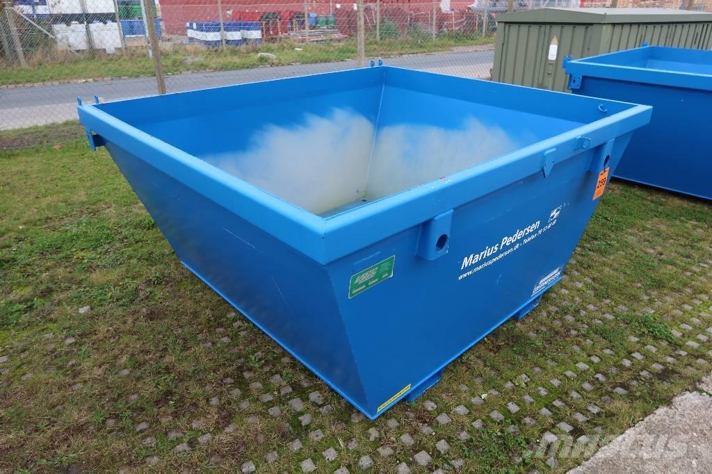  Lasto CONTAINER Фургони
