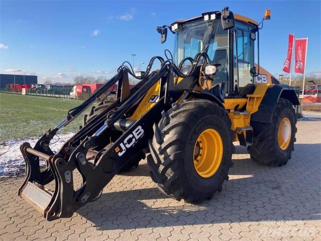 JCB 419S AGRI Колесни товарачи