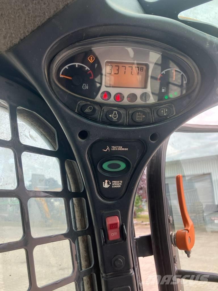 Bobcat T 770 Верижен товарач