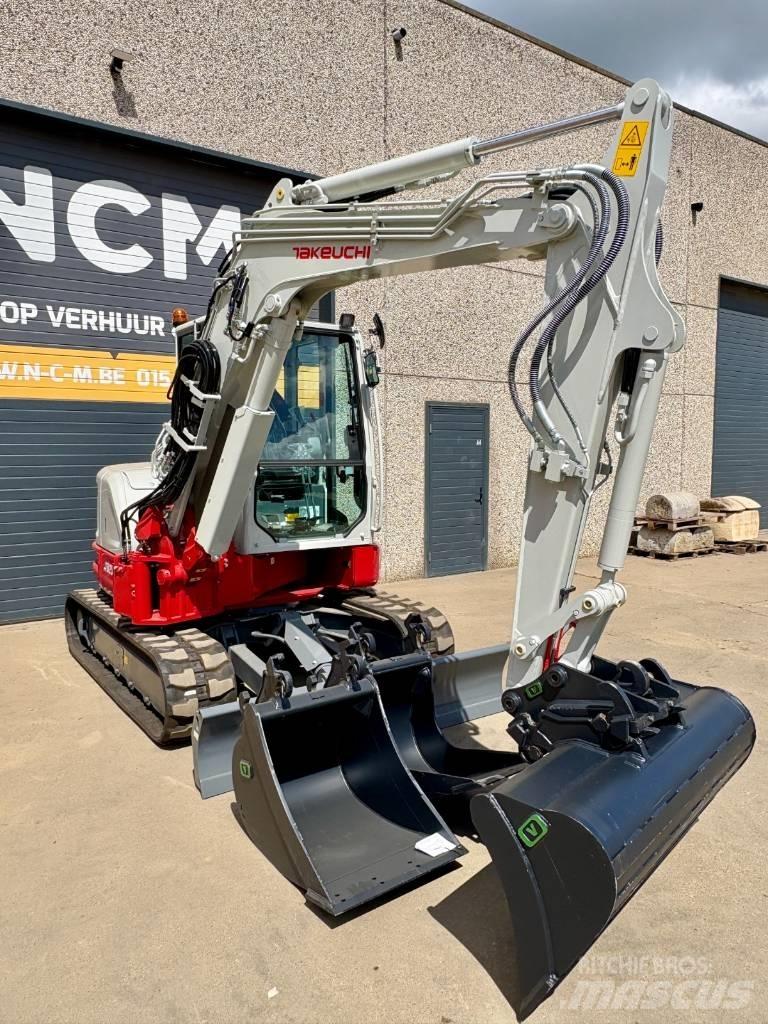 Takeuchi TB 257 FR Мини екскаватори < 7 т