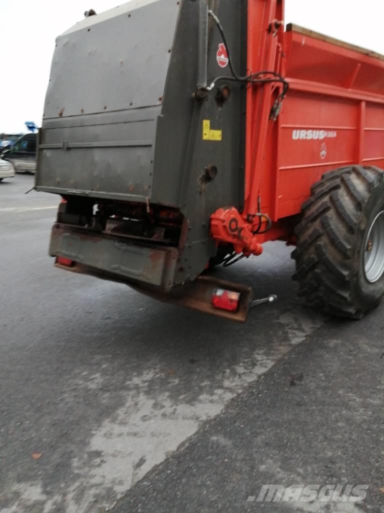 Ursus N-265/A Напоителни системи