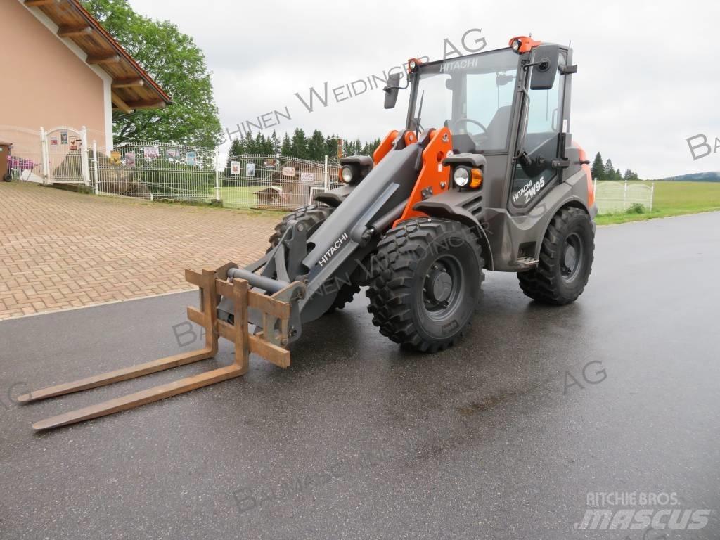 Hitachi ZW 95 Колесни товарачи