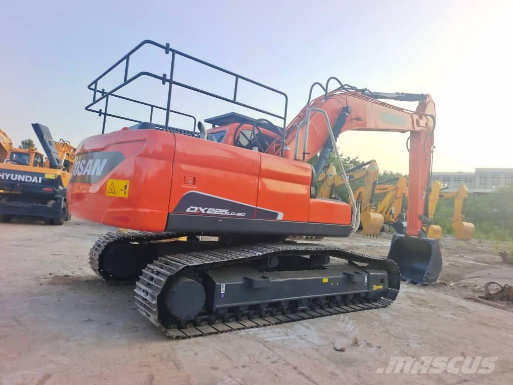 Doosan DX 225 LC-9C Верижен екскаватор