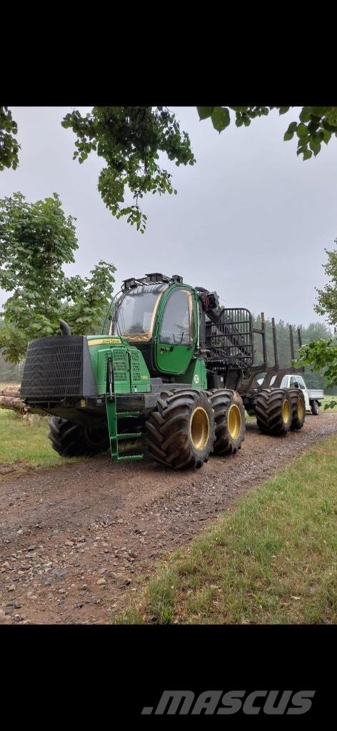 John Deere 1110E Форуардери