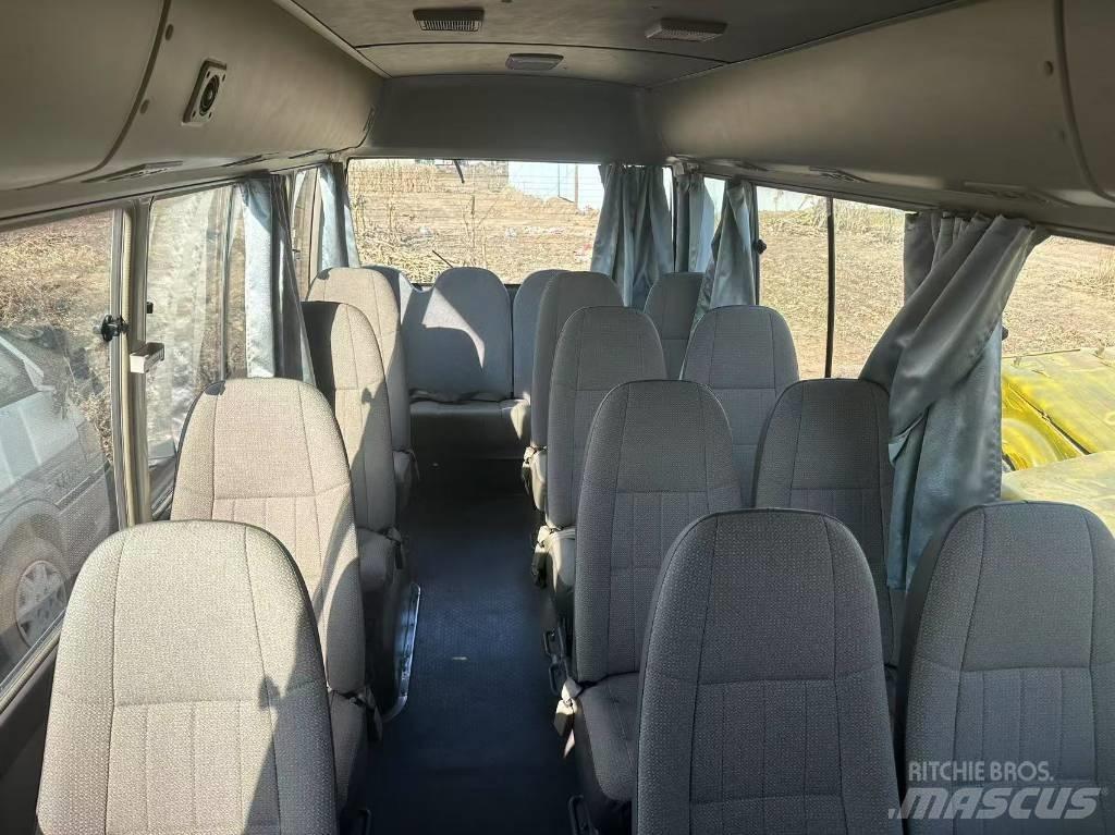 Toyota Coaster Bus Мини бусове