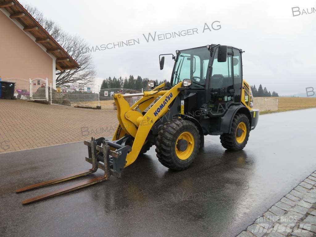 Komatsu WA 70M Колесни товарачи