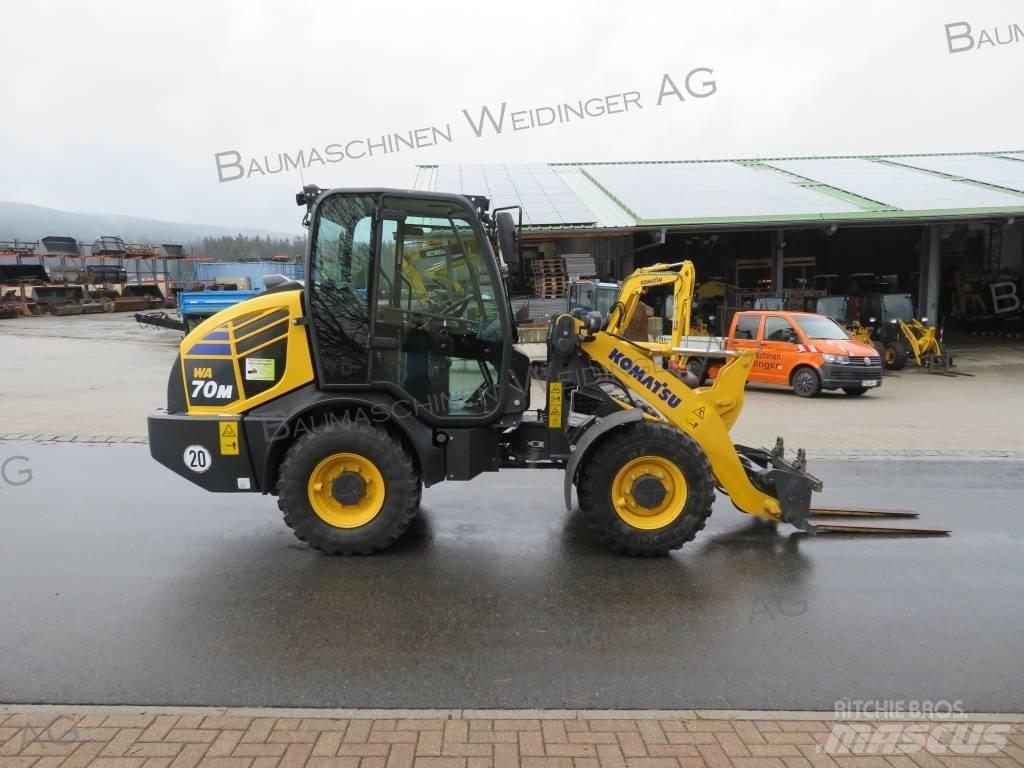 Komatsu WA 70M Колесни товарачи