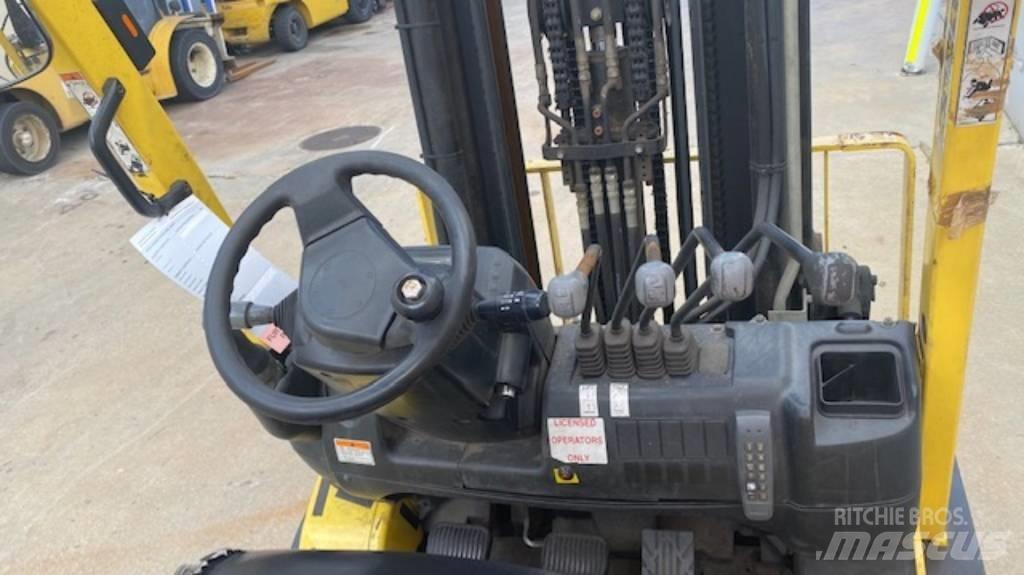 Hyster H2.5TX Камиони с АГУ